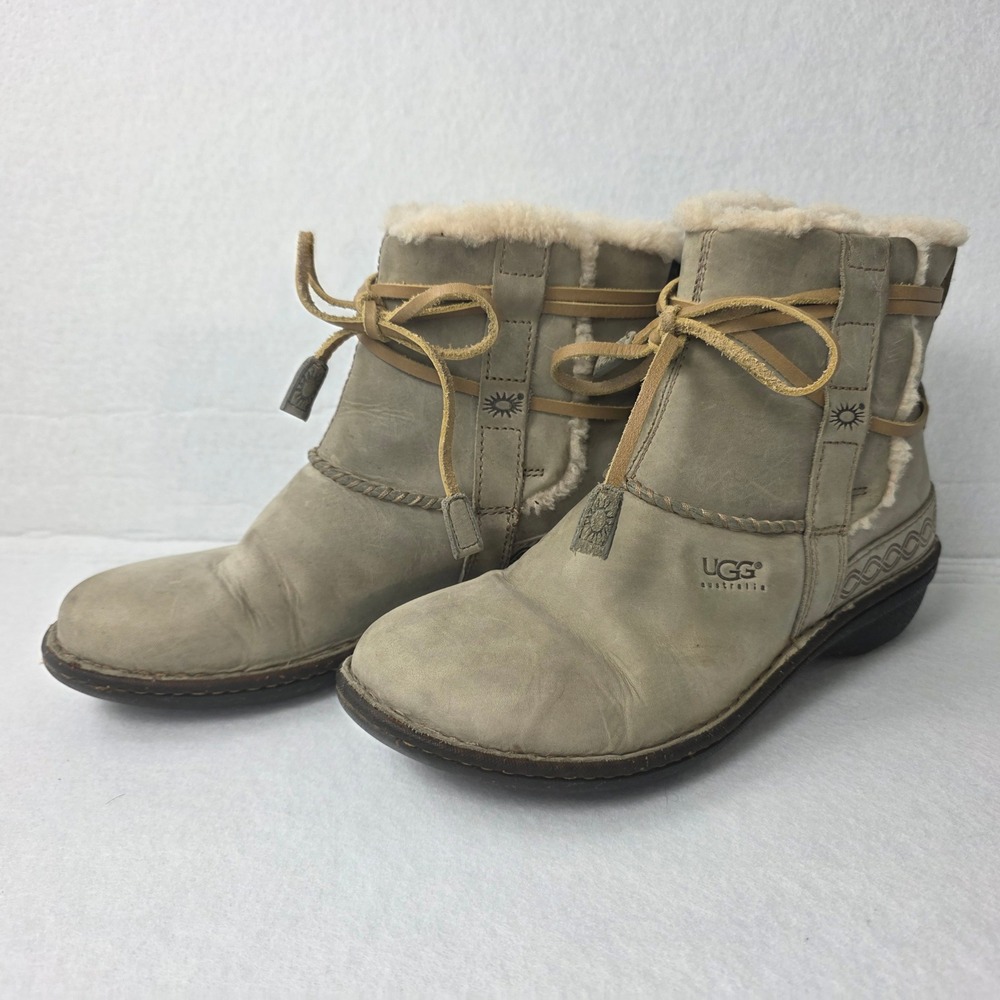 UGG Australia Womens Sheepskin Ankle Boots Boho Western Lace Wrap Sz 9